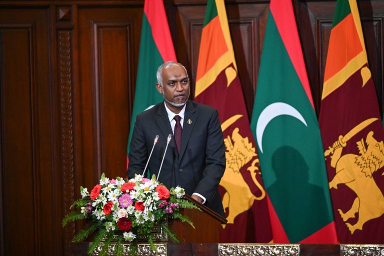 ލަންކާ ދަތުރުފުޅަކީ ދެ ޤައުމުގެ ގުޅުމުގެ އައު އަދި ހަލުވި ބާބެއްގެ ފެށުން: ރައީސް