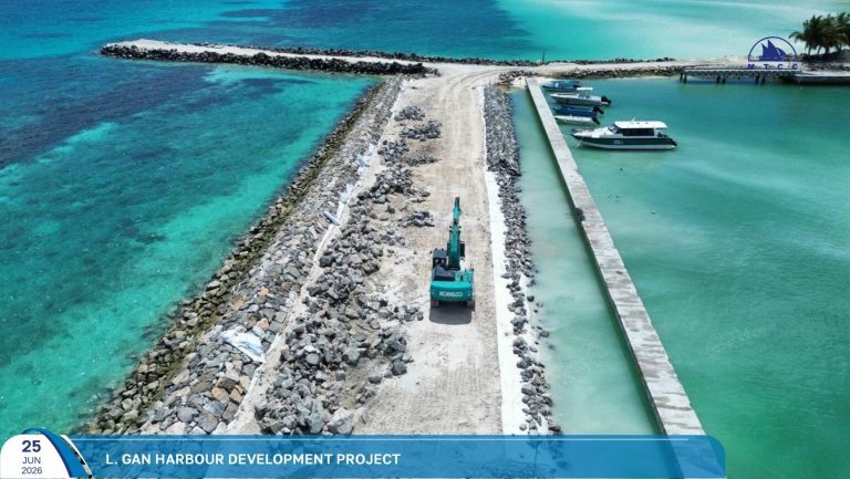 ލ. ގަމު ބަނދަރުގެ ބޭރުތޮށިލުމުގެ މަސައްކަތް ބާރުދުވެލީގައި ކުރިއަށްދަނީ