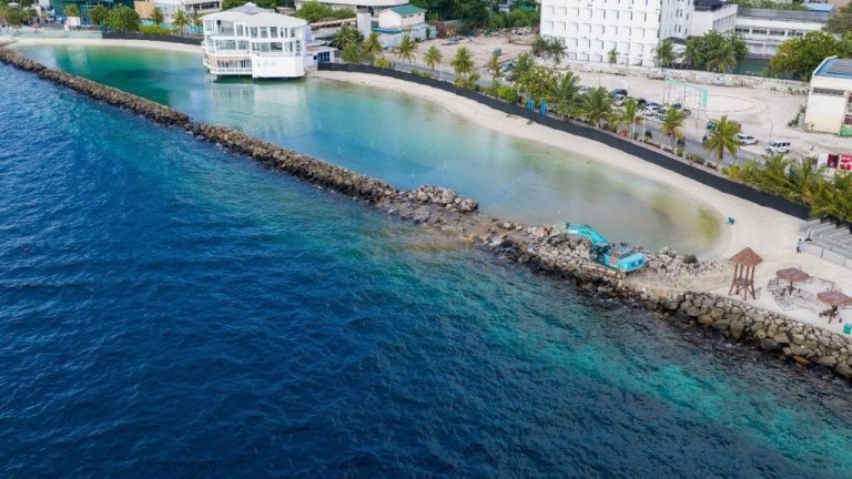 ރަސްފަންނު އާންމުންނަށް އަލުން ހުޅުވާލައިފި