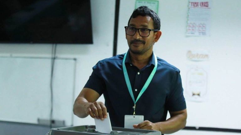 ޕީއެންސީ އެތެރޭގެ އިންތިހާބުގެ ވޯޓުލުން ފަށައިގެން ކުރިއަށް އެބަދޭ