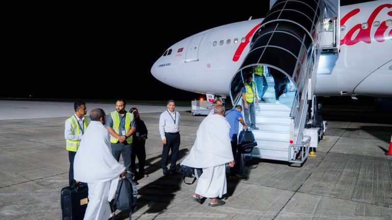 ފުރަތަމަ ފަހަރަށް އައްޑޫ ގަމުން ޖިއްދާއަށް ޢުމްރާ ދަތުރެއް