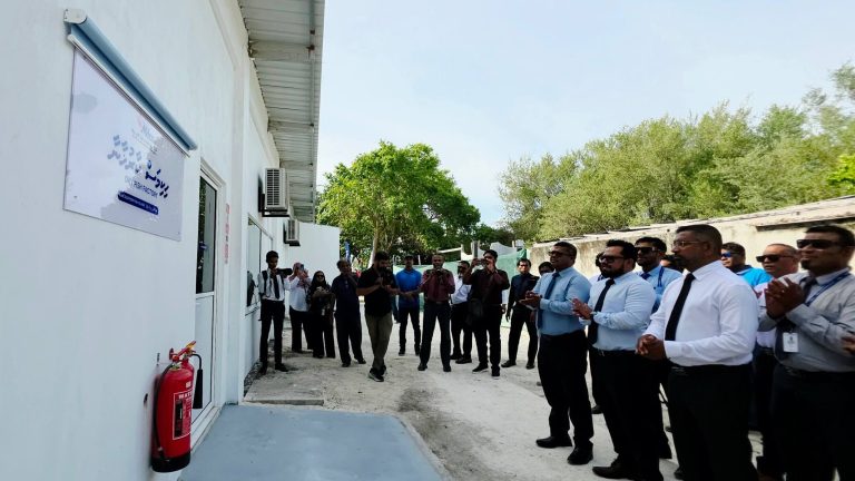 ކަނޑުއޮތްގިރީގައި ހިކިމަސް ކާރުޚާނާއަކާއި އައިސް ޕްލާންޓެއް ހުޅުވައިފި