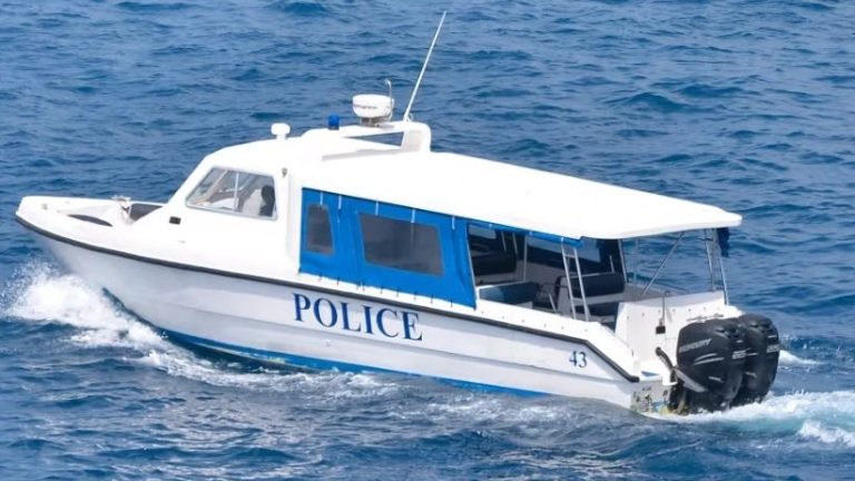 ސްނޯކްލިންގ އަށް ގޮސް އުޅެނިކޮށް އޮޔާދިޔަ ފަތުރުވެރިއަކު ސަލާމަތްކޮށްފި