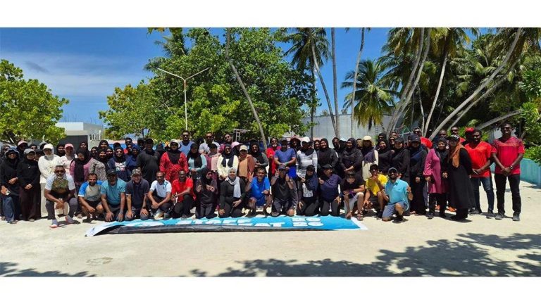 ސިވިލް ސަރވިސް ކޮމިޝަނުގެ މުވައްޒަފުންނަށް ޓީމް ބިލްޑިންގ ހަރަކާތެއް ކުރިއަށްގެންގޮސްފި
