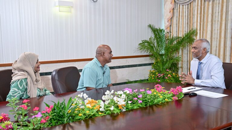 ”ރައްޔިތުންގެ އަޑު“ ސިލްސިލާގެ ދަށުން ރައީސާ ބައްދަލުކުރުމުގެ ފުރުސަތު އިތުރު 8 ދާއިރާއަކަށް ހުޅުވާލައިފި
