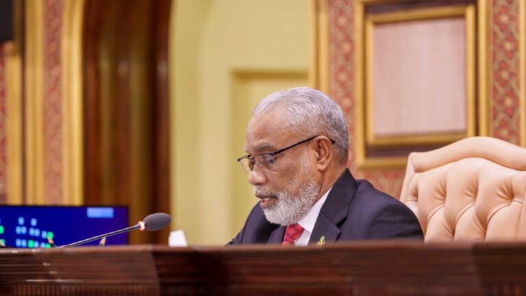ކައުންސިލްތަކުގެ ބިން ސަރުކާރަށް ނެގޭ ގޮތަށް ލާމަރުކަޒީ ގާނޫނަށް ހުށަހެޅި އިސްލާހު މަޖިލީހަށް ބަލައިގަނެފި