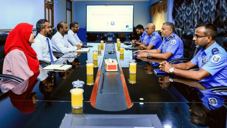 ކުޅުދުއްފުށީގެ ޓްރެފިކް މައްސަލަތައް ހައްލުކުރުމާ ގުޅޭގޮތުން މަޝްވަރާކޮށްފި