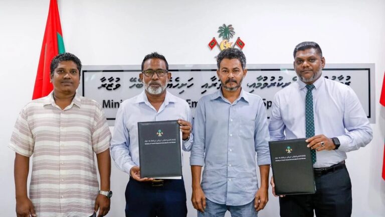 ފިއްލަދޫގައި ހޭންޑްބޯލް ކޯޓެއް ތަރައްޤީކުރަން ކުންފުންޏަކާ ހަވާލުކޮށްފި