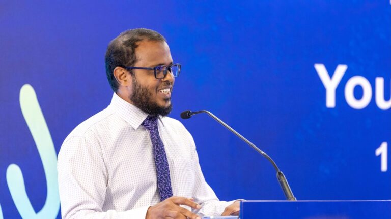 ގްރީން ފަންޑުގެ ފުރަތަމަ ހޭދަ އައްޑޫ އަދި ފުވައްމުލަކު ނޭޗާ ޕާކު މަރާމާތުކުރަން
