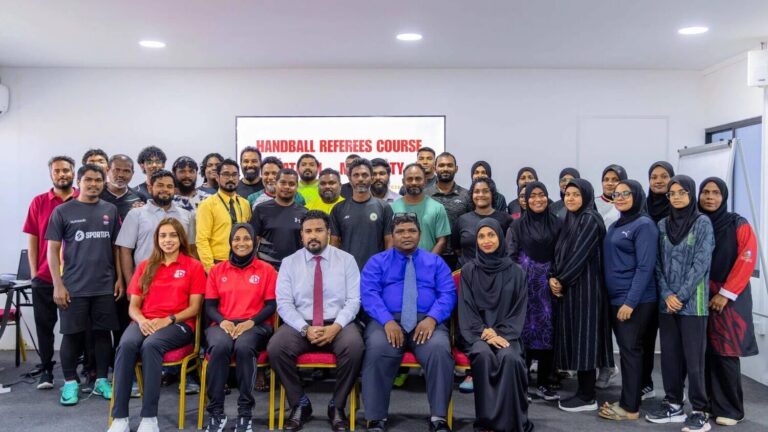 ހޭންޑްބޯލް ރެފްރީން ތަމްރީނު ކުރުމުގެ ފުރަތަމަ ކޯސް ފަށައިފި