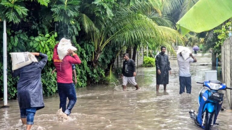 ރ. އިނގުރައިދޫގައި ފެންބޮޑުވެ 15 ގެއަކަށް ގެއްލުންވެއްޖެ