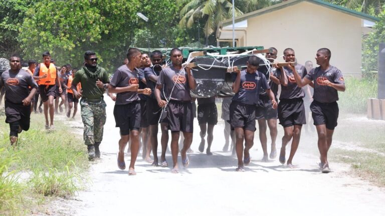ވަޠަނީ ޚިދުމަތުގެ ތިން ވަނަ ބެޗުގެ ދަރިވަރުން "ކޭމްޕް ފަންވަރު" ނިންމާލައިފި