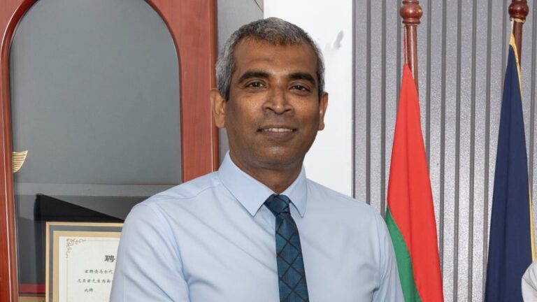 އޮޅުވާލައިގެން ދައުލަތާ ދެކޮޅަށް ފައިސާ ހޯދަން ކުރި ދައުވާތަކެއް އެބަހުރި: އޮޑިޓަރ ޖެނެރަލް