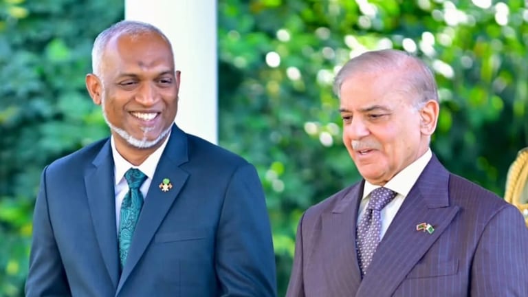 ޕާކިސްތާނުގެ ބޮޑުވަޒީރު ރާއްޖެ ވަޑައިގަތުމަށް ރައީސް ދައުވަތު ދެއްވައިފި