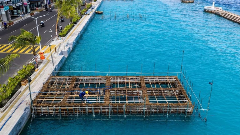 އުތުރު ބަނދަރުގެ ފުރަތަމަ ފިންގާ ޖެޓީގެ ކޮންކްރީޓް މަސައްކަތް ނިންމާލައިފި