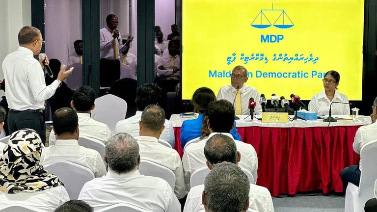 ރަސްމާލެ މަޝްރޫޢާ ގުޅިގެން އެމްޑީޕީގެ ގައުމީ މަޖިލީހުގެ ކުއްލި ބައްދަލުވުމެއް ބާއްވަނީ
