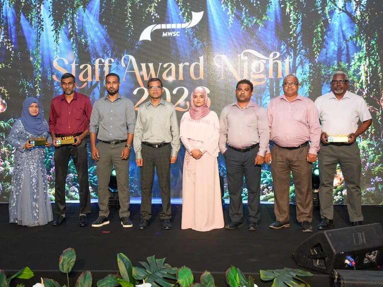 އެމްޑަބްލިޔުއެސްސީގެ ސްޓާފް އެވޯޑް ނައިޓުގައި 109 މުވައްޒަފަކަށް އެވޯޑް ދީފި