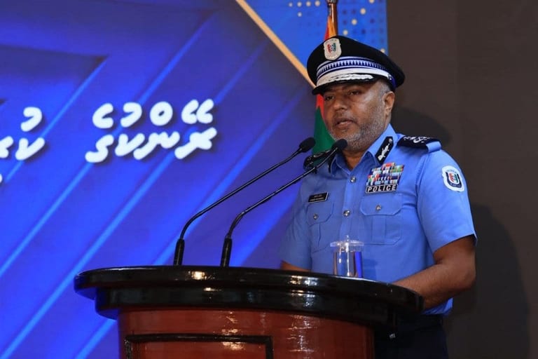 ކޮމިޝަންޑް އޮފިސަރުންނަކީ ބޮޑެތި ޒިންމާތައް އުފުލޭނެ ބަޔަކަށް ވާންޖެހޭ: ސީޕީ