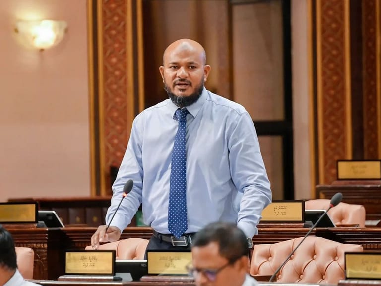 ރަސްމާލޭ ޕްރޮޖެކްޓްގެ ސަބަބުން ދިވެހިންނަށް ލިބެންހުރި ބޯހިޔާވަހިކަން ގެއްލޭނެ ވާހަކައަކީ ދޮގެއް: ޝުޖާޢު