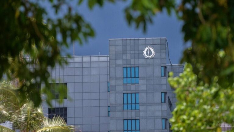 އަމިއްލަ ޚަރަދުގައި ބޭސްފަރުވާއަށް ދާ މީހުންނަށް 1،000 ޑޮލަރު ދެން ވިއްކާނީ 6 ޤައުމަކަށް