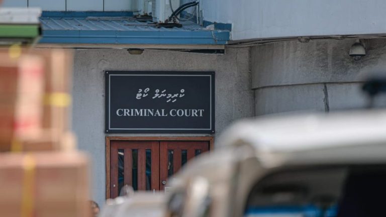 ކުޑަކުއްޖަކު މަރާލި މައްސަލައިގައި ކުއްޖާގެ މާމަ ތިން އަހަރަށް ޖަލަށްލާން ޙުކުމްކޮށްފި