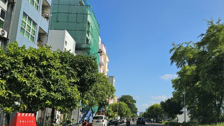 ހުޅުމާލޭ ގެސްޓްހައުސްއެއްގެ ތެރޭގައި މަރުވެފައި އޮތް މީހަކު ފެނިއްޖެ