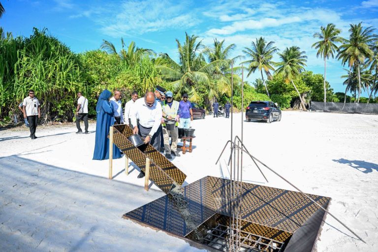 ނިލަންދޫ ފުލުހުންގެ މަރުކަޒުގެ ޢަމަލީ މަސައްކަތް ފަށައިފި