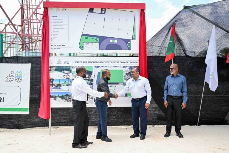 މަޑުއްވަރީގައި ޤާއިމްކުރާ ކުނި މެނޭޖުކުރާ މަރުކަޒުގެ ބިންގާ އަޅައިފި