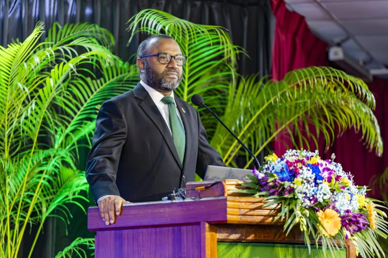 ޤުރުއާނުގެ ޢިލްމު ފެތުރުން އިތުރު ކުރުމަށް ގިނަ މަސައްކަތްތަކެއް ސަރުކާރުން ދަނީ ކުރަމުން: ޑރ. ޝަހީމް