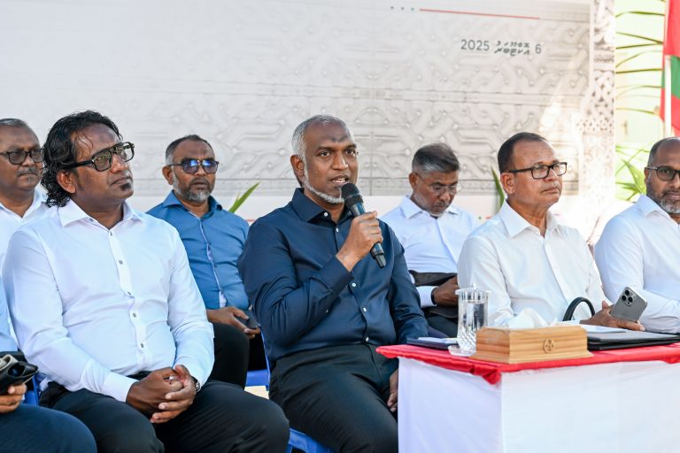 އދ. ދިއްދޫގެ ތަރައްޤީއާއި ގުޅޭގޮތުން މަޝްވަރާކޮށްފި