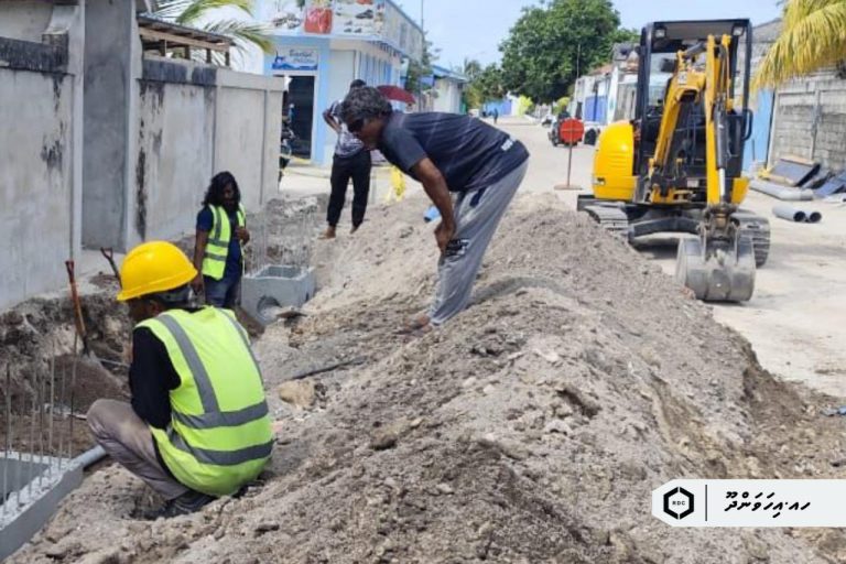 އިހަވަންދޫ މަގުތައް ޒަމާނީ ފެންވަރަށް ތަރައްޤީކުރުމުގެ މަސައްކަތް ކުރިއަށް