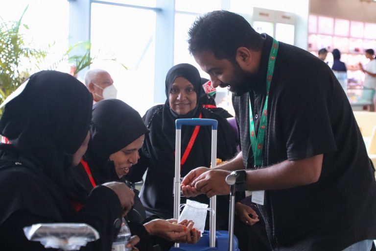 ޙައްޖު ކޯޕަރޭޝަންގެ ހަވާލުގައި ނޮވެންބަރު މަހު ޢުމްރާއަށް ދާ ފަރާތްތައް ފުރަން ފަށައިފި