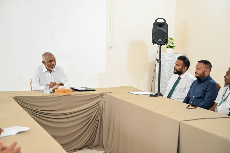 ރައީސް އޮޅުވެލިފުށީ ކައުންސިލާ ބައްދަލުކުރައްވައިފި