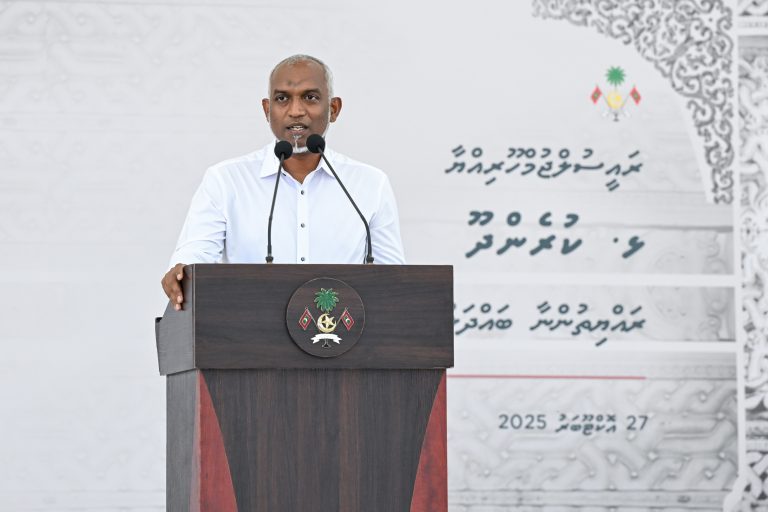 ސިވިލް ސާރވިސް މުވައްޒަފުންނާއި އެއްގިންތިއަކަށް ކައުންސިލްތަކުގެ އިދާރީ މުވައްޒަފުންވެސް ގިންތިކުރަނީ