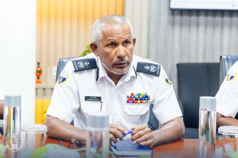 މަހުމޫދު ރިޔާޒުގެ މަގާމު އަލުން އިއާދަކޮށްފި
