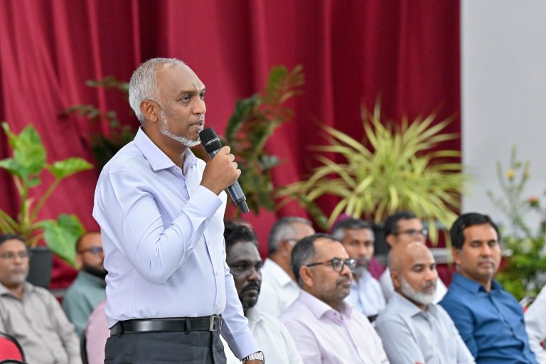 ރައީސް މައްޗަންގޮޅީ ރައްޔިތުންނާ ބައްދަލުކުރެއްވުން މާދަމާ ރޭ