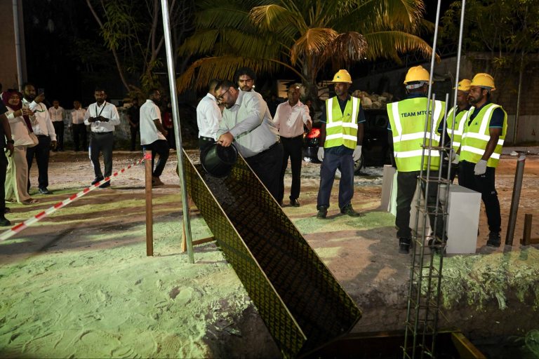 ހިތަދޫ ރީޖަނަލް އިމަޖެންސީ އޮޕަރޭޝަން ސެންޓަރުގެ ބިންގާ އަޅައިފި