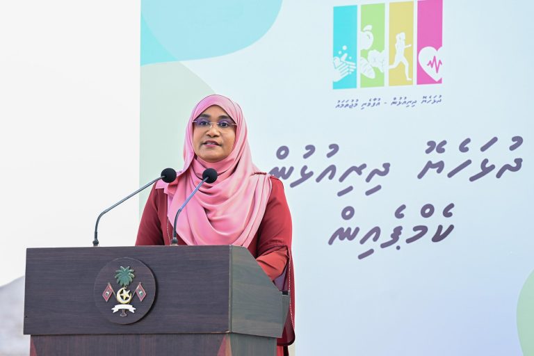 ކެއިންބުއިމުގެ ރަނގަޅު އާދަތައް ދަސްކޮށް އަހުލުވެރިވުމަކީ ދުޅަހެޔޮ ދިރިއުޅުމެއްގެ ތަޅުދަނޑި: ފަސްޓް ލޭޑީ