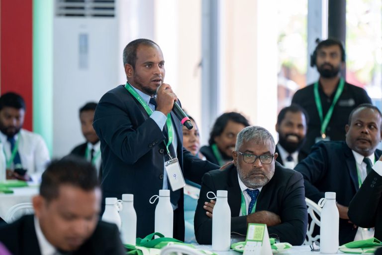 މަގޭ ސާފު ރާއްޖެ މަހާސިންތާ ފަށައިފި