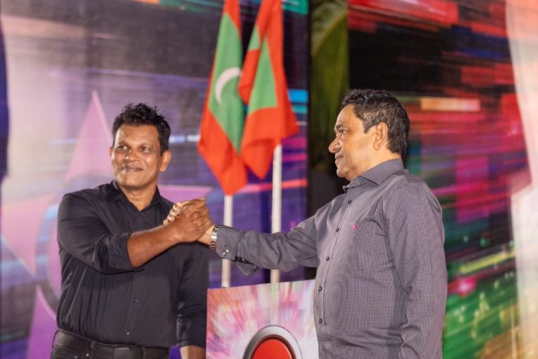 މާލޭގެ މޭޔަރުކަމަށް ޒަރިޔަންދު ނުކުންނަވަނީ