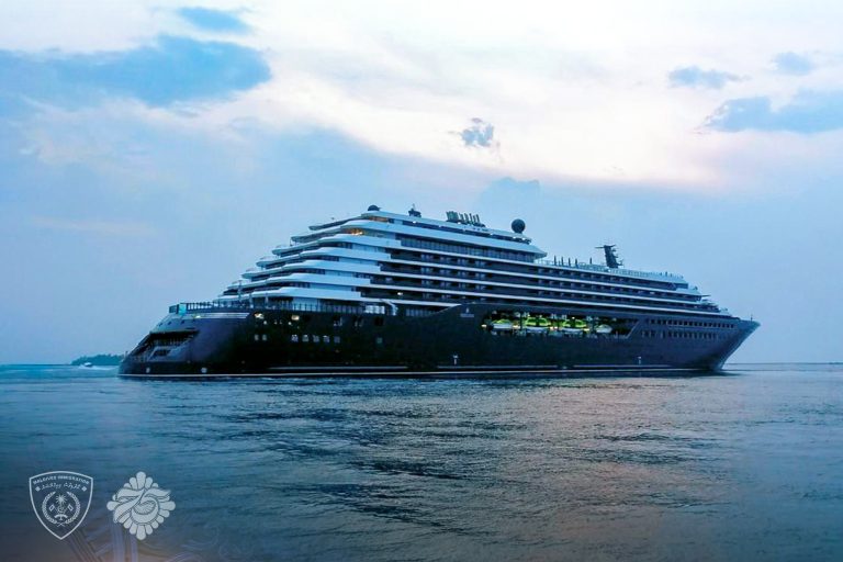 ކްރޫޒްލައިނާއަކުން އައި 159 ފަސިންޖަރުންނާއި 372 ފަޅުވެރިންނަށް ކްލިއަރެންސް ދީފި