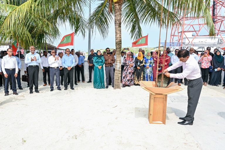 ދުވާފަރު ހޮސްޕިޓަލް އިމާރާތުގެ ޢަމަލީ މަސައްކަތް ފަށައިފި
