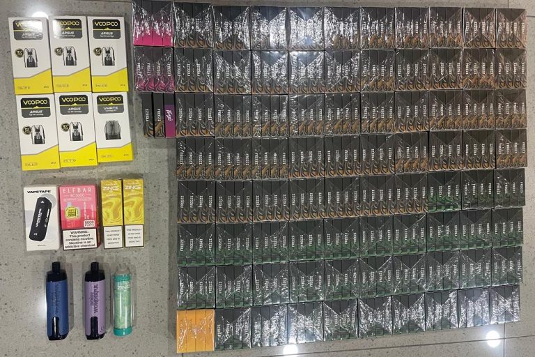 މާލޭގެ ދެ ގެއެއް ބަލައިފާސްކޮށް، ގިނަ އަދަދެއްގެ ވޭޕް އަދި ވޭޕް ކާޓްރިޖްތަކެއް އަތުލައިގެންފި