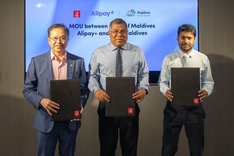 ބީއެމްއެލް، އަލިޕޭ+ އަދި ވިޒިޓް މޯލްޑިވްސް ގުޅިގެން ރާއްޖޭގެ ޑިޖިޓަލް އިކޯސިސްޓަމް ވަރުގަދަކުރަން އެއްބަސްވެއްޖެ