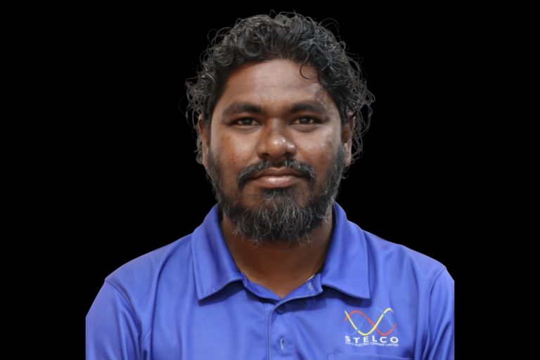 ފިހިގެން ނިޔާވި ސްޓެލްކޯގެ މުވައްޒަފުގެ ޢާއިލާއަށް ރައީސްގެ ތަޢުޒިޔާ