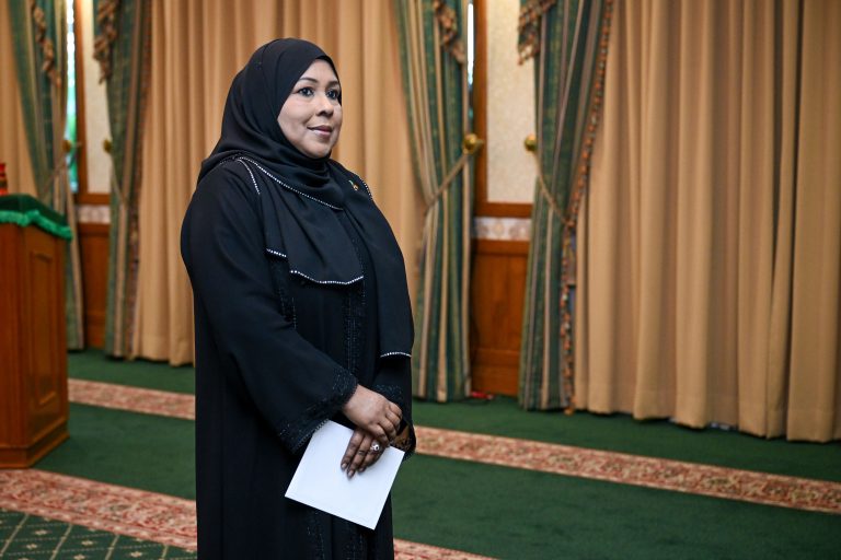 އެޗްއާރުސީއެމްގެ ރައީސަކަށް ޑރ. ރަމީލާ ޢައްޔަންކުރަން މަޖިލީހުން ފާސްކޮށްފި