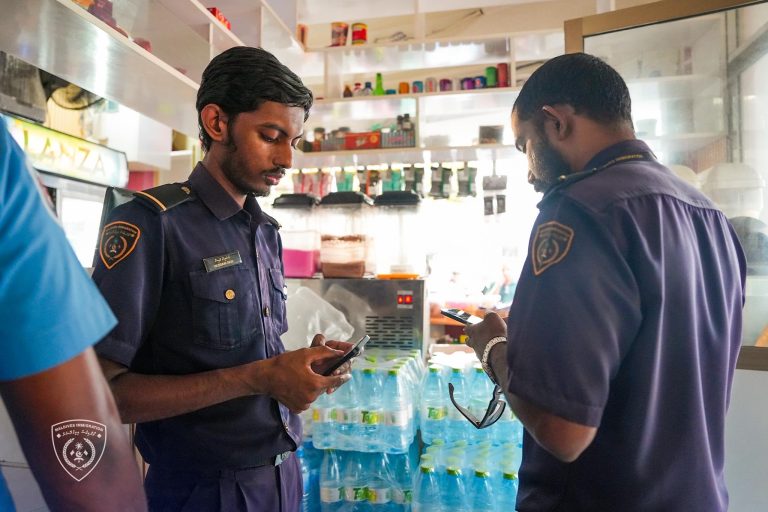 ގަވާއިދާ ޚިލާފަށް އުޅެމުންދިޔަ ތިން ބިދޭސީން ހުޅުމާލެ ފޭސް 1 އިން ހައްޔަރުކޮށްފި