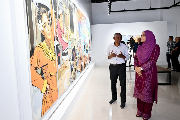 ވިވިޑް ރިއަލިޒަމް ކުރެހުމުގެ މަޢުރަޒު މެޑަމް އިފުތިތާޙުކޮށްދެއްވައިފި