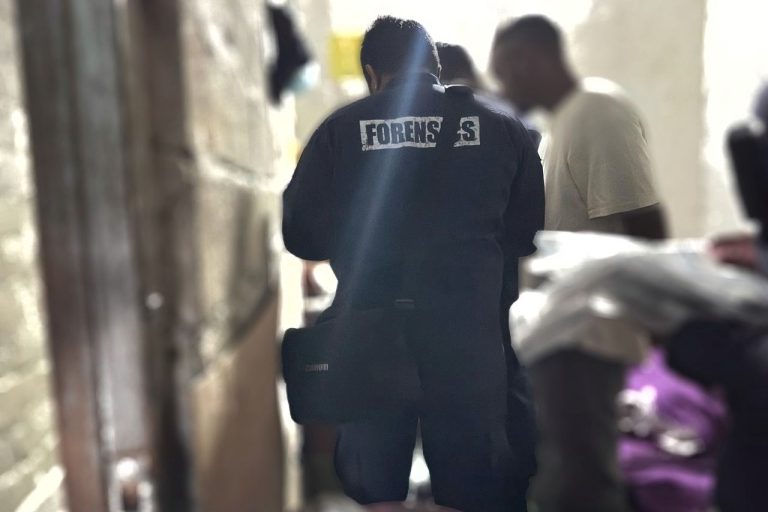 އޮޕަރޭޝަން އަލިމަގު: 10 ތަނެއް ބަލައިފާސްކޮށް 4 މީހަކު ހައްޔަރުކޮށްފި