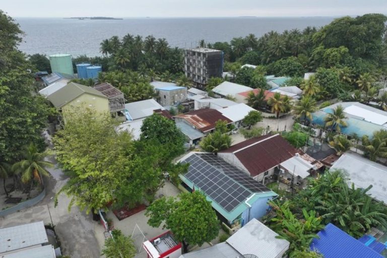 ކަމަދޫގައިވެސް ސޯލާ-ޑީސަލް ހައިބްރިޑް ނިޒާމެއް ގާއިމުކުރަނީ